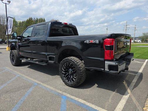 2024 Ford F-350 Lariat