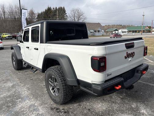 2024 Jeep Gladiator Mojave