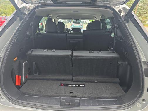 2022 Mitsubishi Outlander Black Edition S-AWC