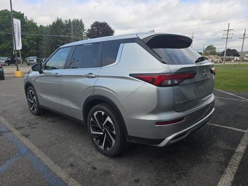 2022 Mitsubishi Outlander Black Edition S-AWC