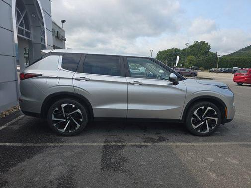 2022 Mitsubishi Outlander Black Edition S-AWC