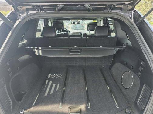 Granite Crystal Metallic Clearcoat 2016 Jeep Grand Cherokee High Altitude