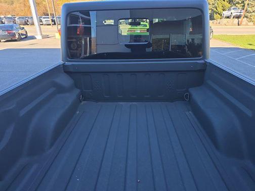 2022 Jeep Gladiator Altitude 4x4