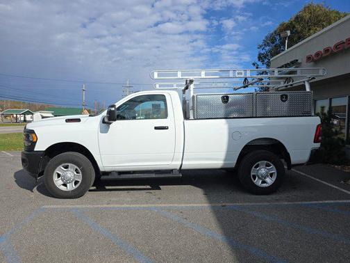 Bright White Clearcoat 2024 RAM 3500 Tradesman Regular Cab 4x4 8' Box