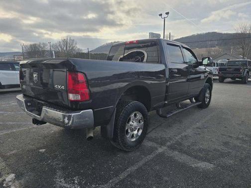 2017 RAM 2500 SLT Crew Cab 4x4 6'4' Box