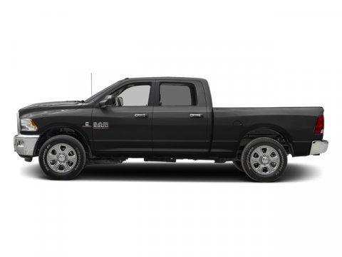 2017 RAM 2500 SLT Crew Cab 4x4 6'4' Box