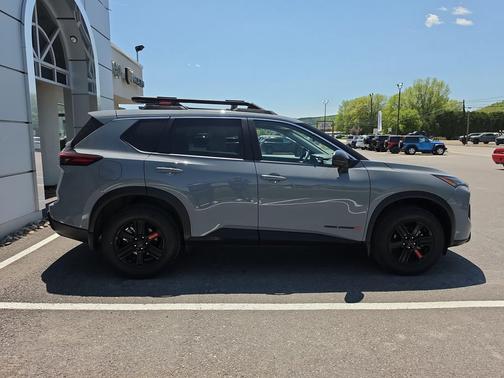 Boulder Gray Pearl 2025 Nissan Rogue Rock Creek