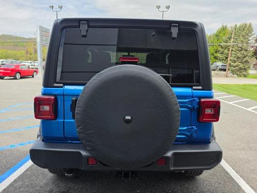 Hydro Blue Pearlcoat 2021 Jeep Wrangler Sport S