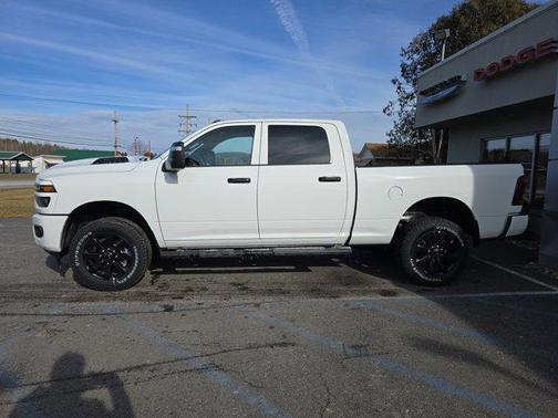 2026 RAM 2500 Black Express Crew Cab 4x4 6'4' Box