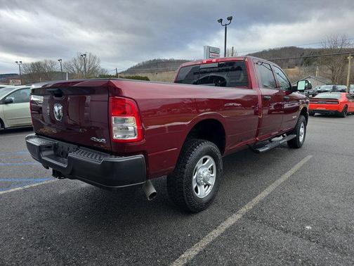 2022 RAM 3500 Tradesman Crew Cab 4x4 8' Box