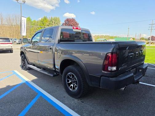 Granite Crystal Metallic Clearcoat 2018 RAM 1500 Rebel