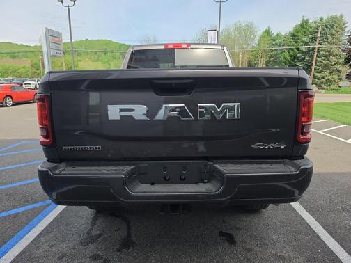 Granite Crystal Metallic Clearcoat 2026 RAM 2500 Big Horn Crew Cab 4x4 6'4' Box