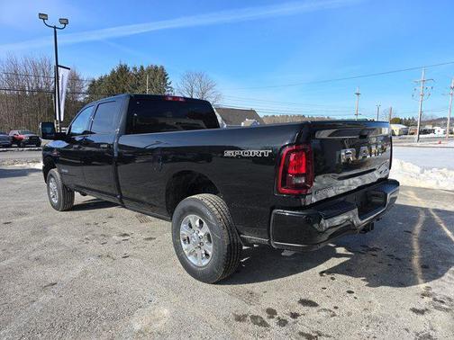 2026 RAM 3500 Big Horn Crew Cab 4x4 8' Box