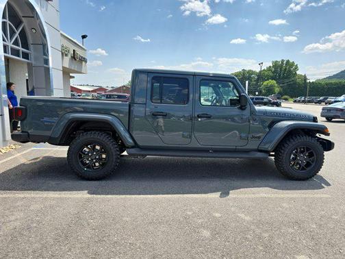 2025 Jeep Gladiator High Tide