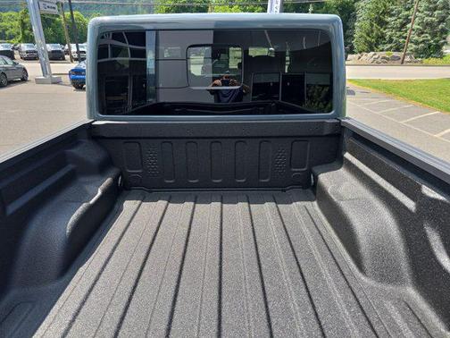 2025 Jeep Gladiator High Tide