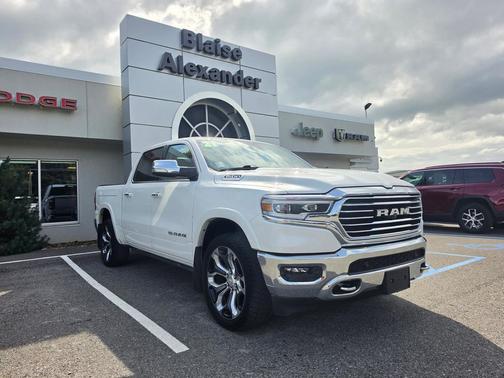 Ivory White Tri-Coat Pearlcoat 2021 RAM 1500 Longhorn