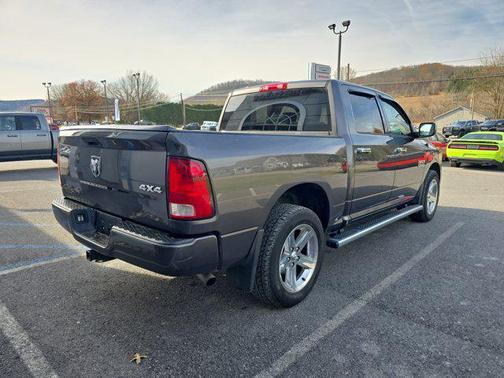 2017 RAM 1500 Express