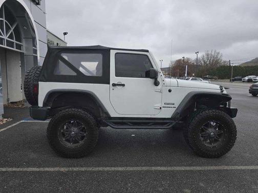 2016 Jeep Wrangler Sport