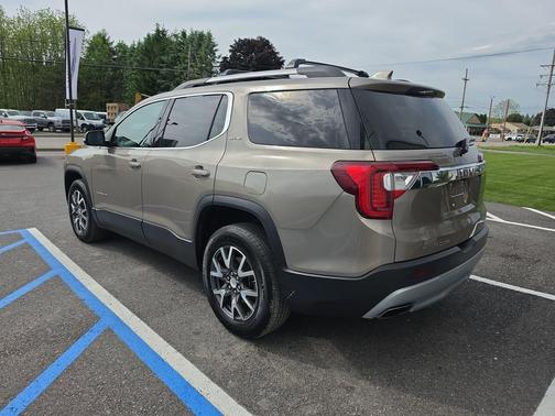 Light Stone Metallic 2023 GMC Acadia AWD SLE