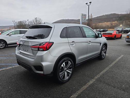 2025 Mitsubishi Outlander Sport SE