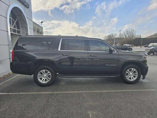 2018 Chevrolet Suburban LT