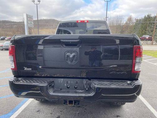 2019 RAM 2500 Big Horn Crew Cab 4x4 6'4' Box