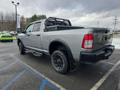 2024 RAM 2500 Tradesman Crew Cab 4x4 6'4' Box