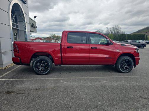 Molten Red Pearlcoat 2026 RAM 1500 Big Horn/Lone Star
