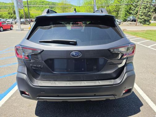 Magnetite Gray Metallic 2025 Subaru Outback Onyx Edition