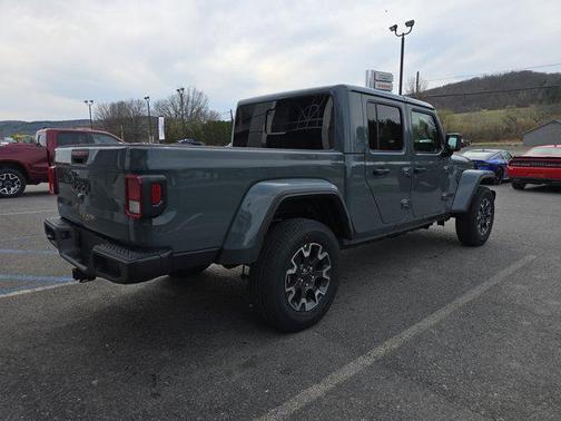 2025 Jeep Gladiator Sport S
