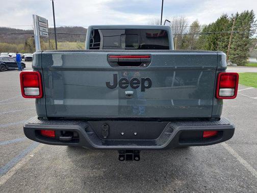 2025 Jeep Gladiator Sport S