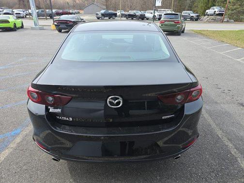 2025 Mazda Mazda3 FWD w/Preferred Package