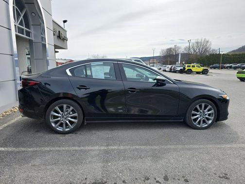 2025 Mazda Mazda3 FWD w/Preferred Package