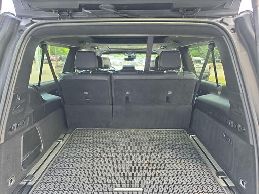 Baltic Gray Metallic Clearcoat 2024 Jeep Grand Wagoneer L Series II 4x4