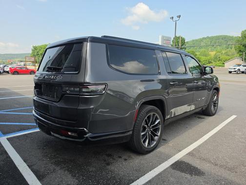 Baltic Gray Metallic Clearcoat 2024 Jeep Grand Wagoneer L Series II 4x4