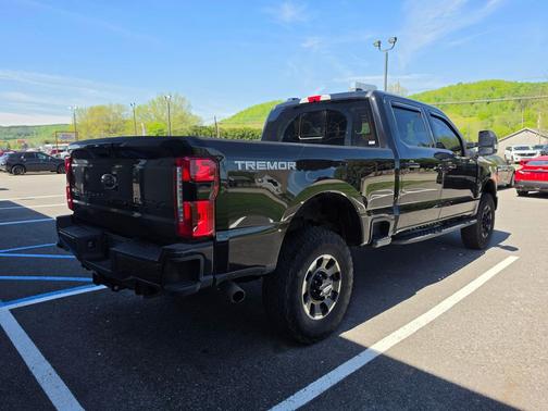 Agate Black Metallic 2024 Ford F-250 Lariat