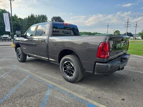 2025 RAM 2500 Laramie Crew Cab 4x4 6'4' Box