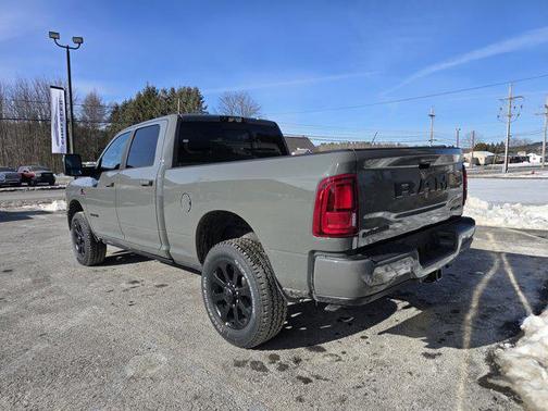2026 RAM 2500 Laramie Crew Cab 4x4 6'4' Box
