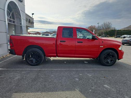 2017 RAM 1500 Express