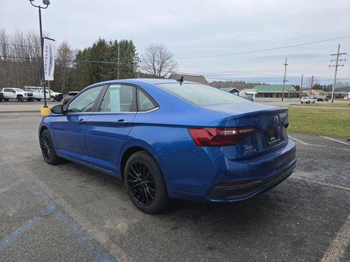 2022 Volkswagen Jetta 1.5T SE