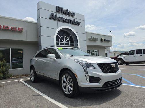 Radiant Silver Metallic 2020 Cadillac XT5 Sport