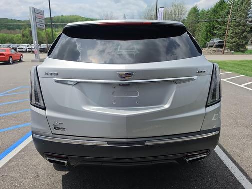 Radiant Silver Metallic 2020 Cadillac XT5 Sport