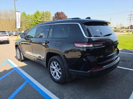 Diamond Black Crystal Pearlcoat 2021 Jeep Grand Cherokee L Limited