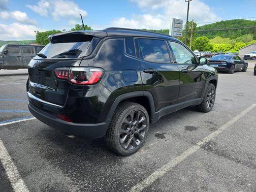 2021 Jeep Compass 80th Special Edition