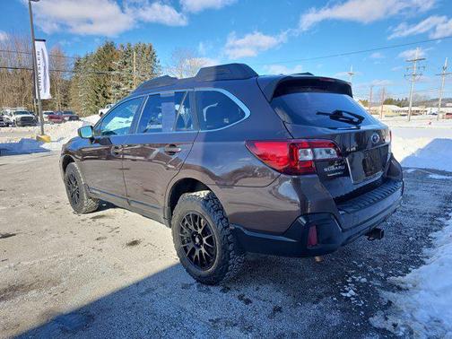 2019 Subaru Outback 2.5i