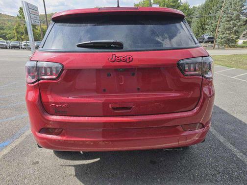 2022 Jeep Compass (RED) Edition 4x4