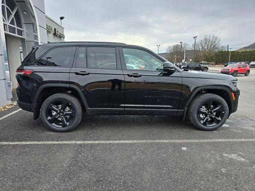 2025 Jeep Grand Cherokee Limited X