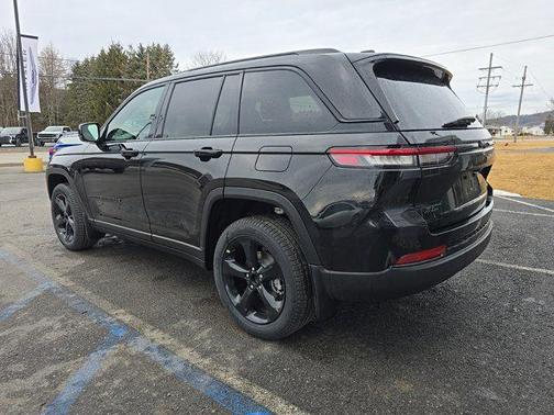 2025 Jeep Grand Cherokee Limited X