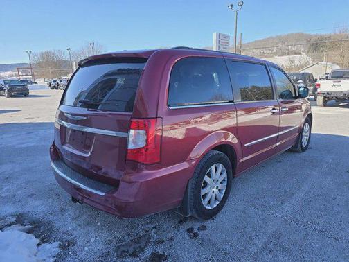 2015 Chrysler Town & Country Touring