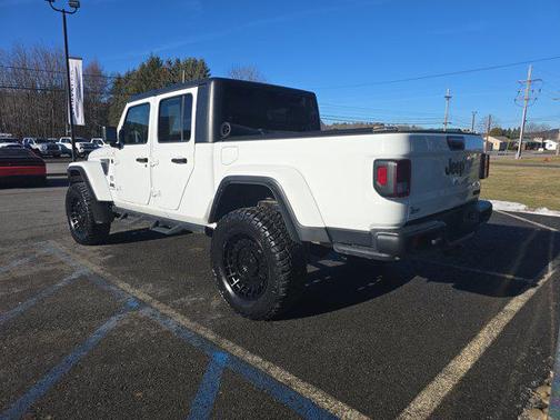 2021 Jeep Gladiator Freedom 4x4